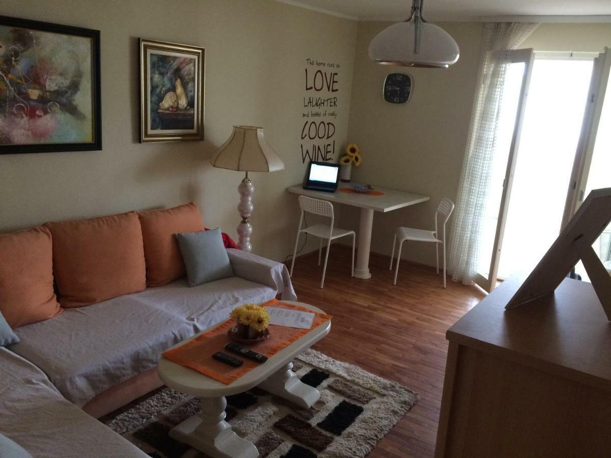 Apartman Melody Sombor Esterno foto
